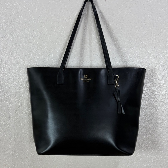 kate spade Handbags - Kate Spade Sleek Black Tote Bag